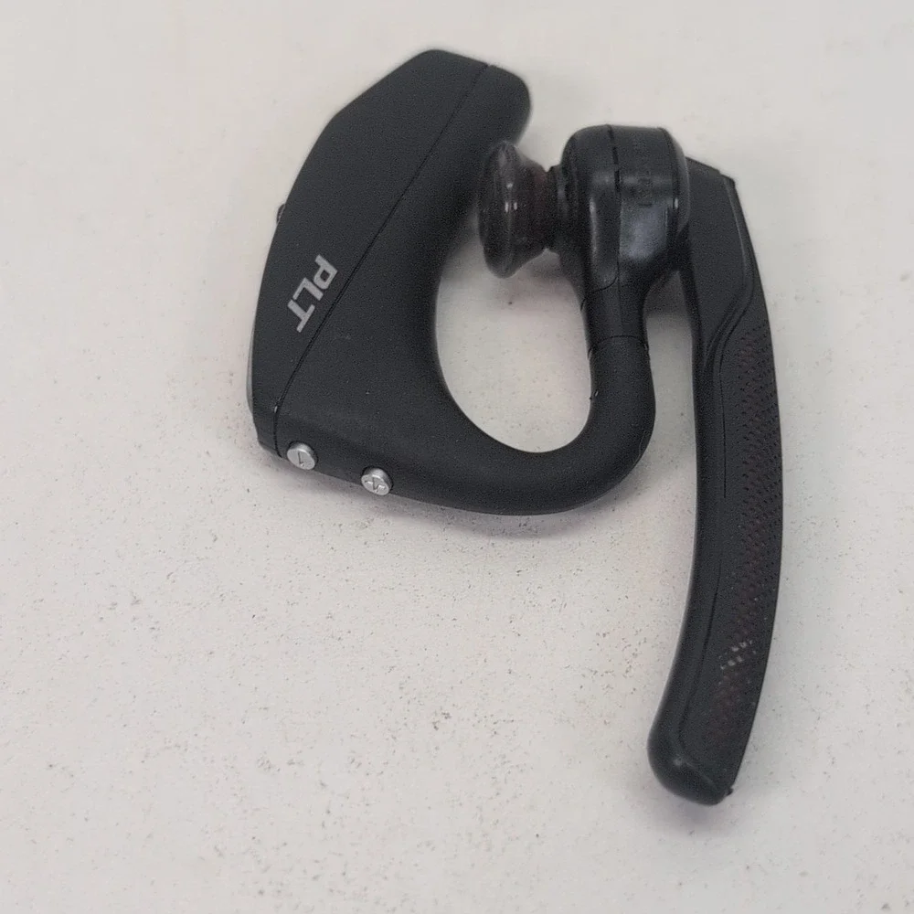 Plantronics Voyager 5200 Bluetooth Headset Ear Hook Earbud Black Untested